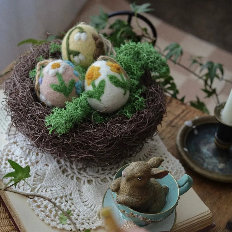 Artisan Easter Egg ornament Flowers - Pink