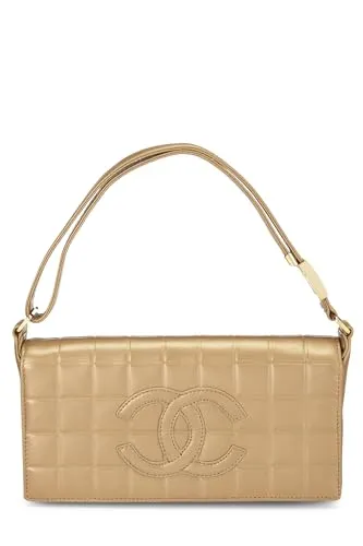 Chanel,  Gold Leather Chocolate Bar Shoulder Bag Medium, Gold