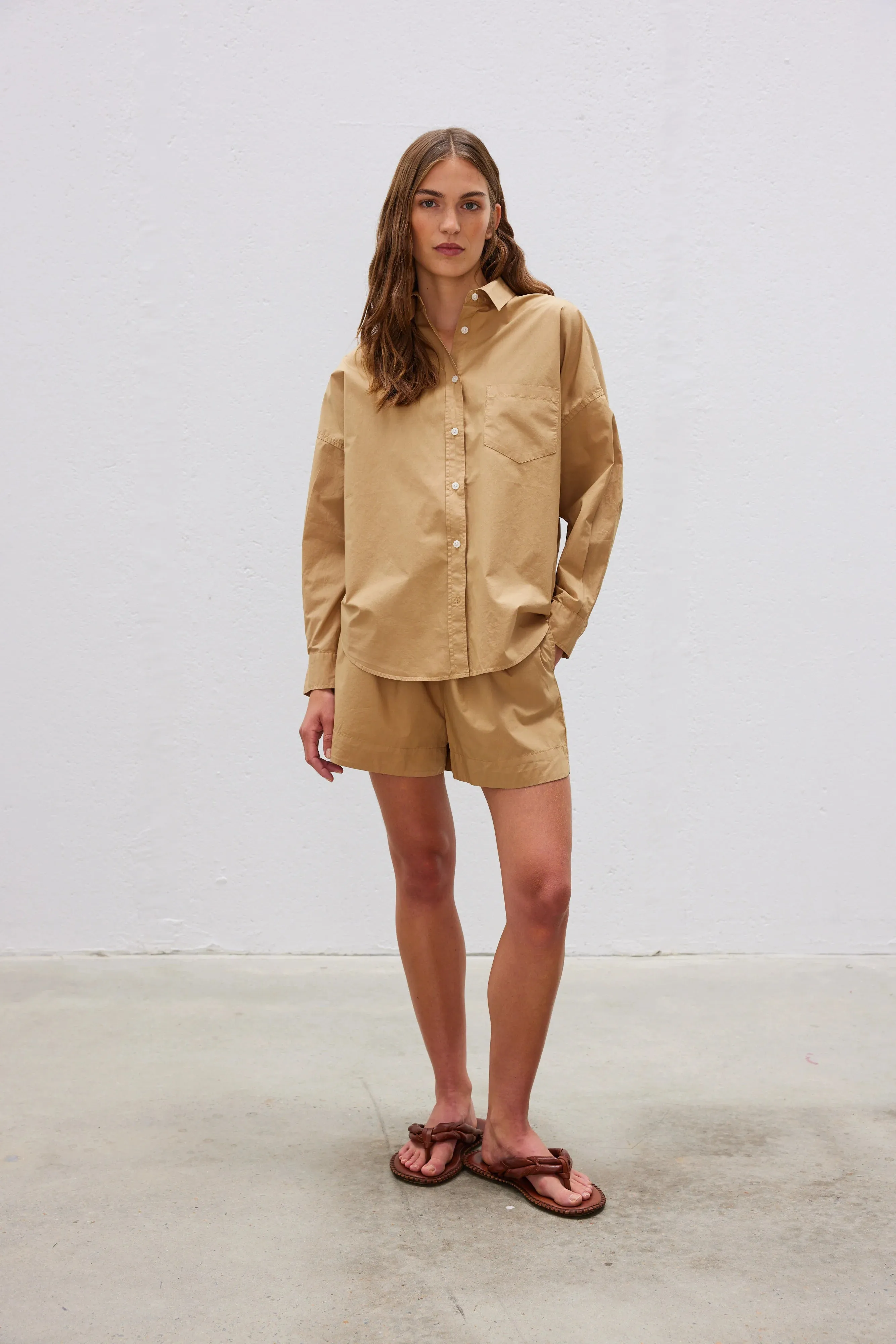 LMND Chiara Long Sleeve Shirt Classic in Toffee