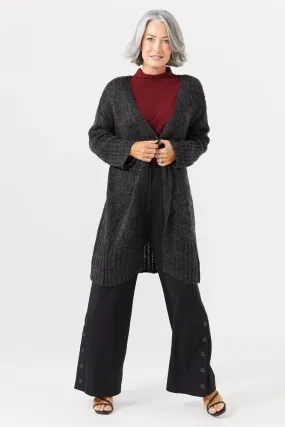 Long Cabin Cardi in Black Marle