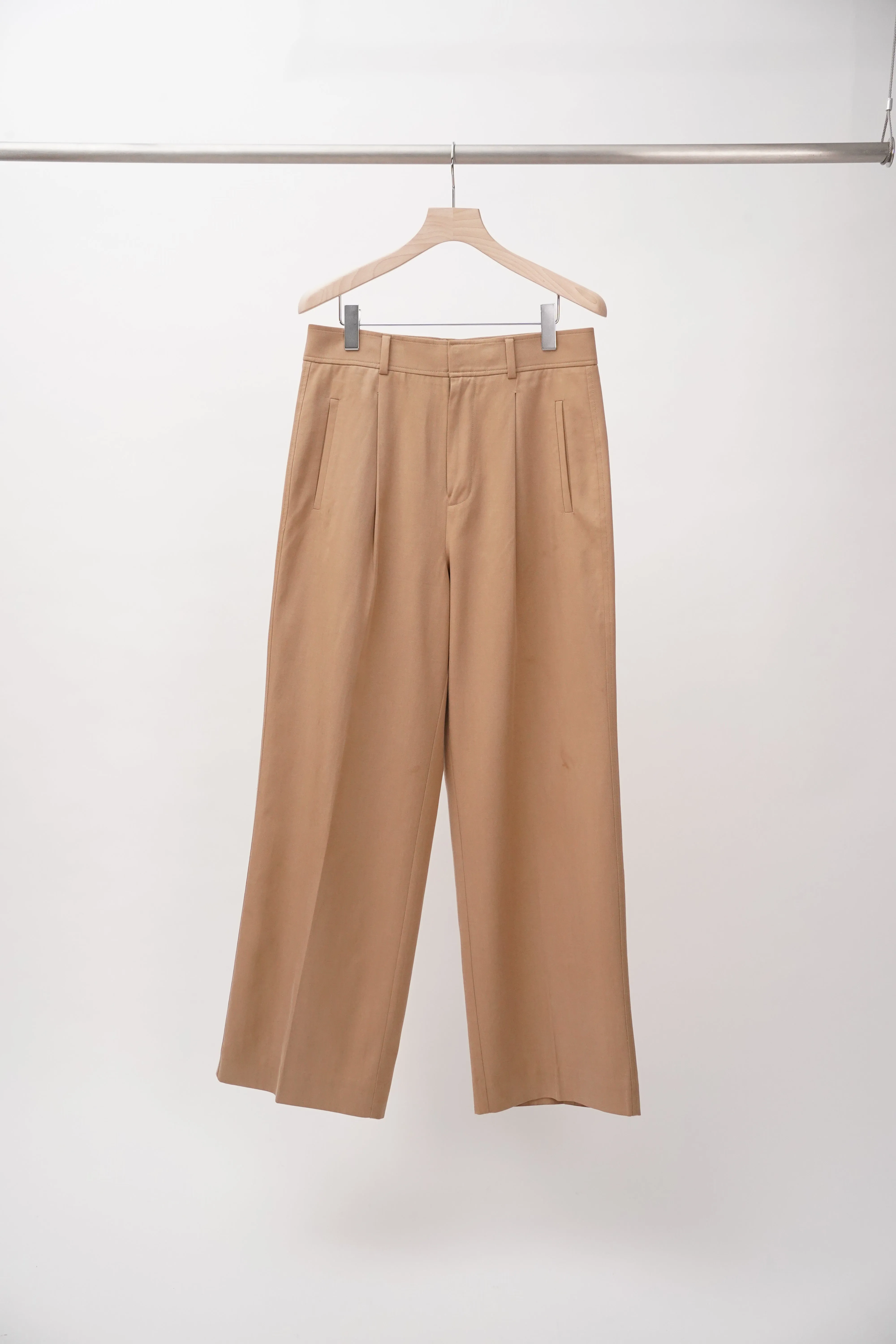"EVERLANE" -Tuck Wide Slacks-