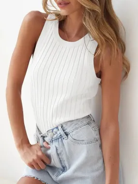 Slim Fitting Sleeveless Woolen Sweater
